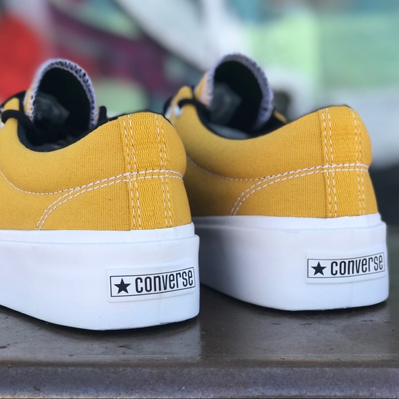 Wmns Converse Skid Grip CVO Ox Gold Dart Sneakers - Picture 4 of 10